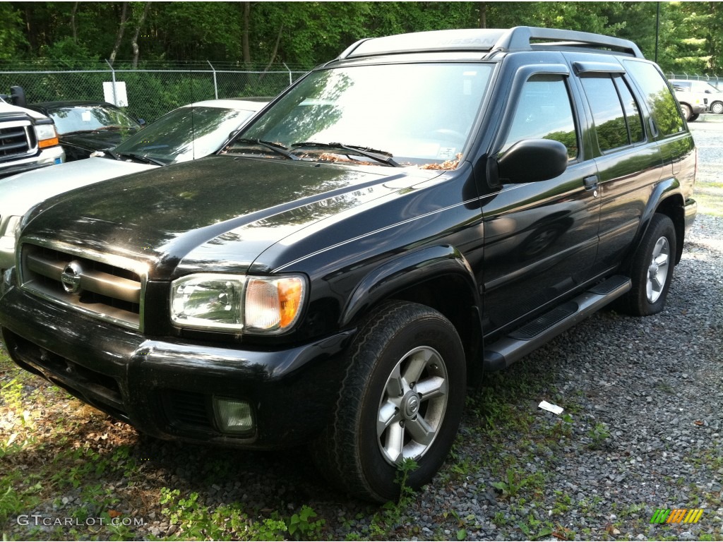 2003 Pathfinder SE 4x4 - Super Black / Charcoal photo #1