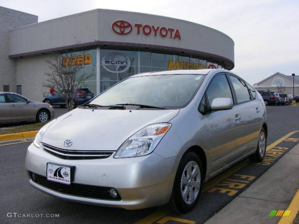 2005 Prius Hybrid - Millenium Silver Metallic / Gray/Burgundy photo #1