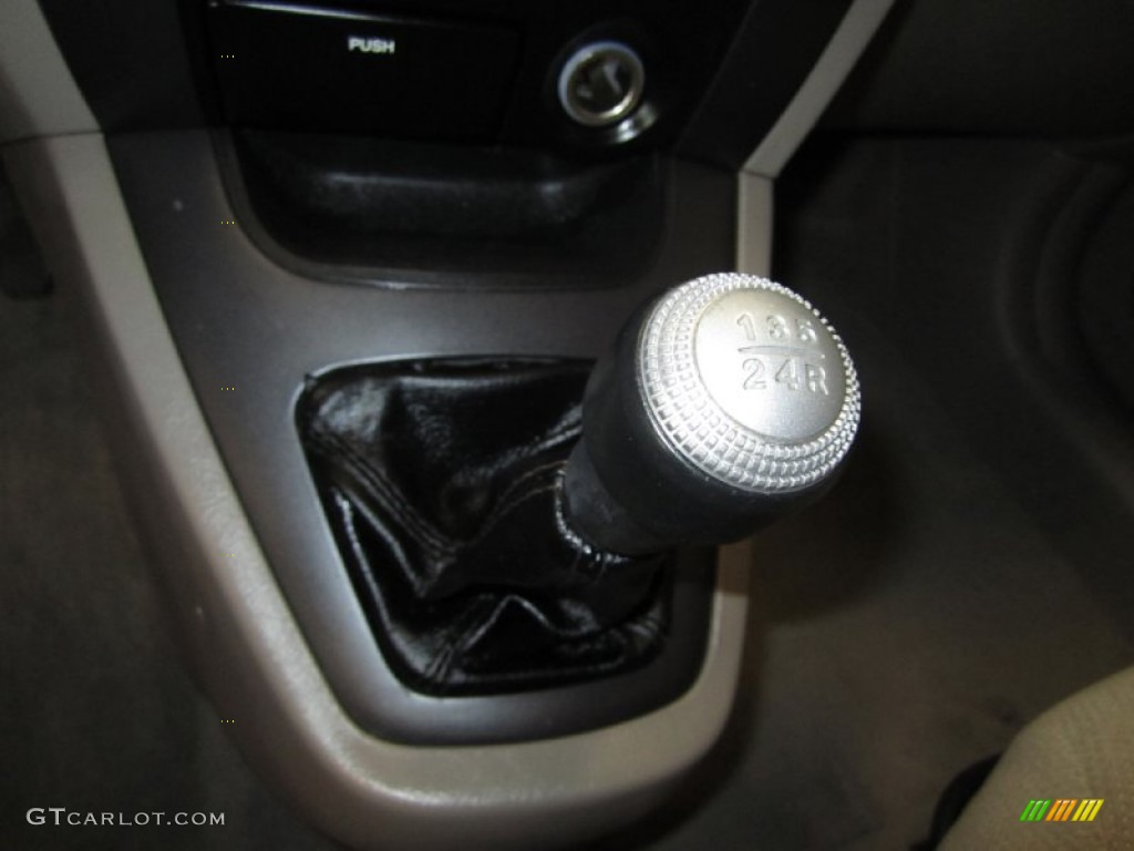 2005 Hyundai Tucson GL 5 Speed Manual Transmission Photo #50623335