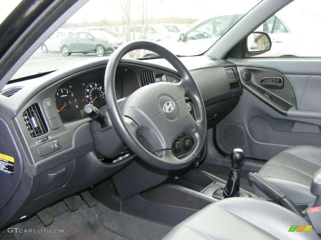 2006 Elantra GT Hatchback - Ebony Black / Gray photo #9