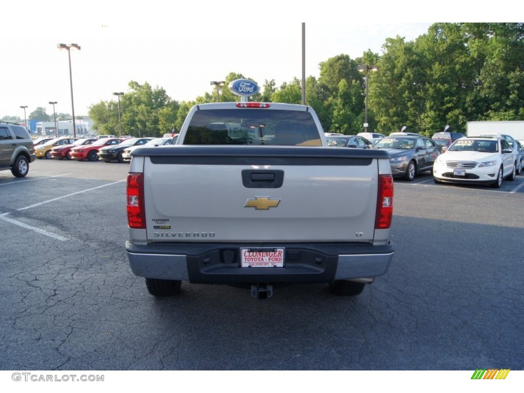 2009 Silverado 1500 LT Extended Cab 4x4 - Silver Birch Metallic / Light Titanium photo #4