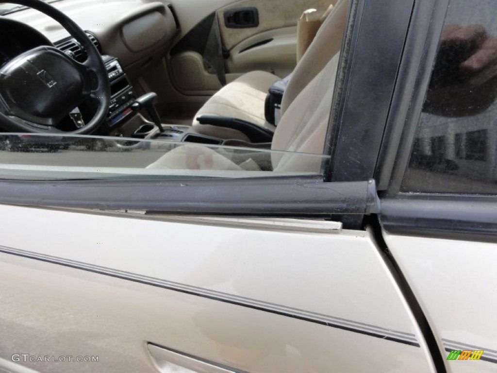 1996 S Series SC2 Coupe - Gold / Beige photo #37