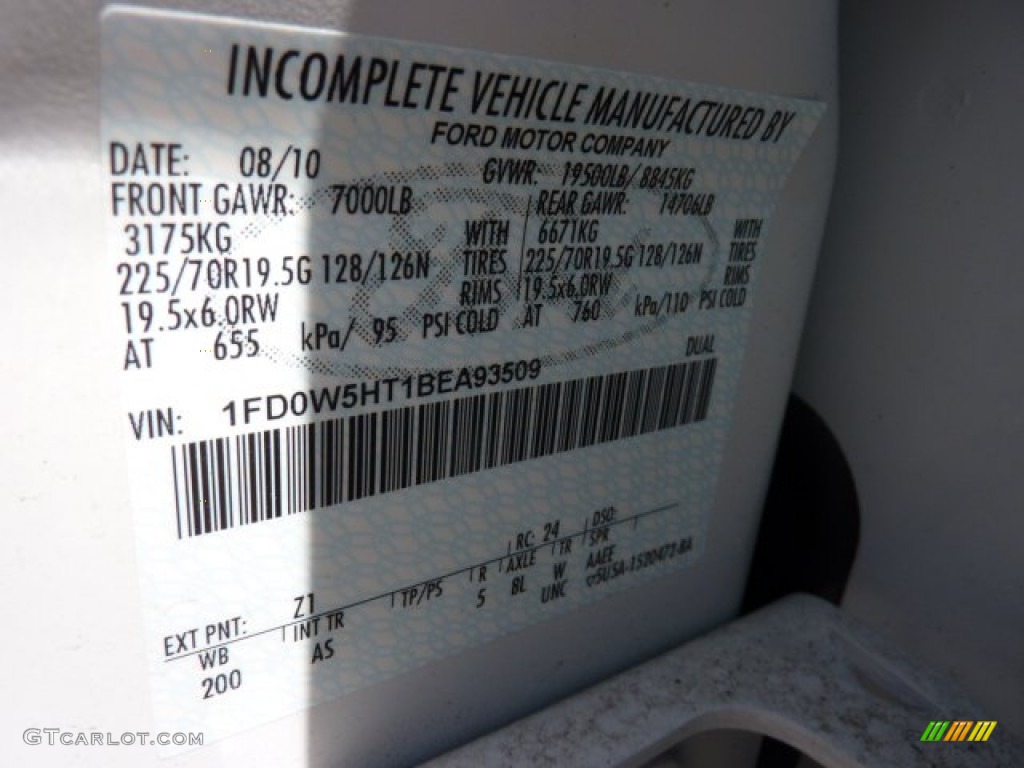 2011 Ford F550 Super Duty XL Crew Cab 4x4 Chassis Color Code Photos