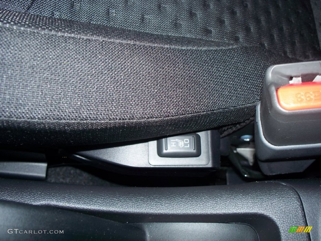2011 Mitsubishi Outlander Sport SE 4WD Controls Photo #50628371