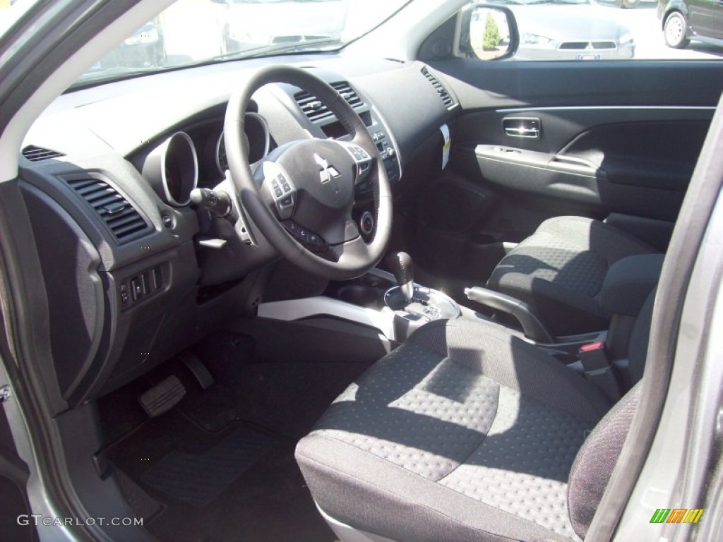 Black Interior 2011 Mitsubishi Outlander Sport SE 4WD Photo #50628726