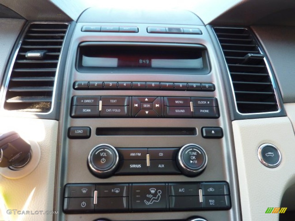 2010 Ford Taurus SE Controls Photo #50629955