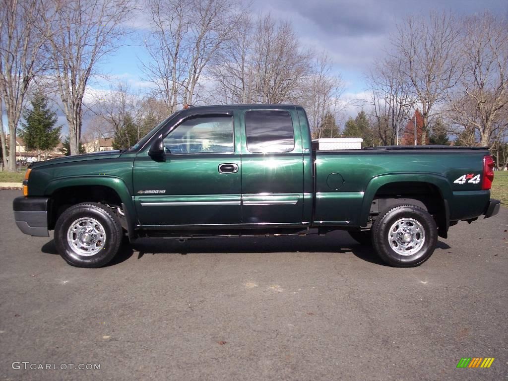 2003 Silverado 2500HD LS Extended Cab 4x4 - Dark Green Metallic / Dark Charcoal photo #11