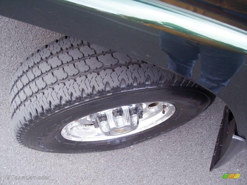 2003 Silverado 2500HD LS Extended Cab 4x4 - Dark Green Metallic / Dark Charcoal photo #29