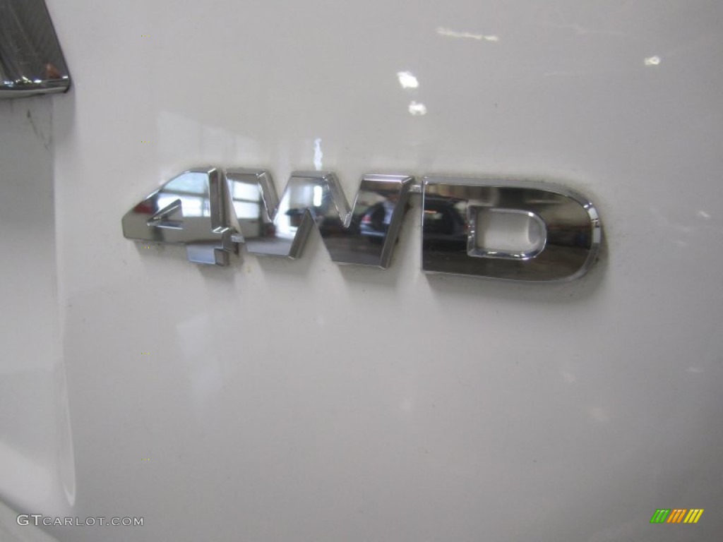 2010 Honda CR-V EX AWD Marks and Logos Photo #50634324