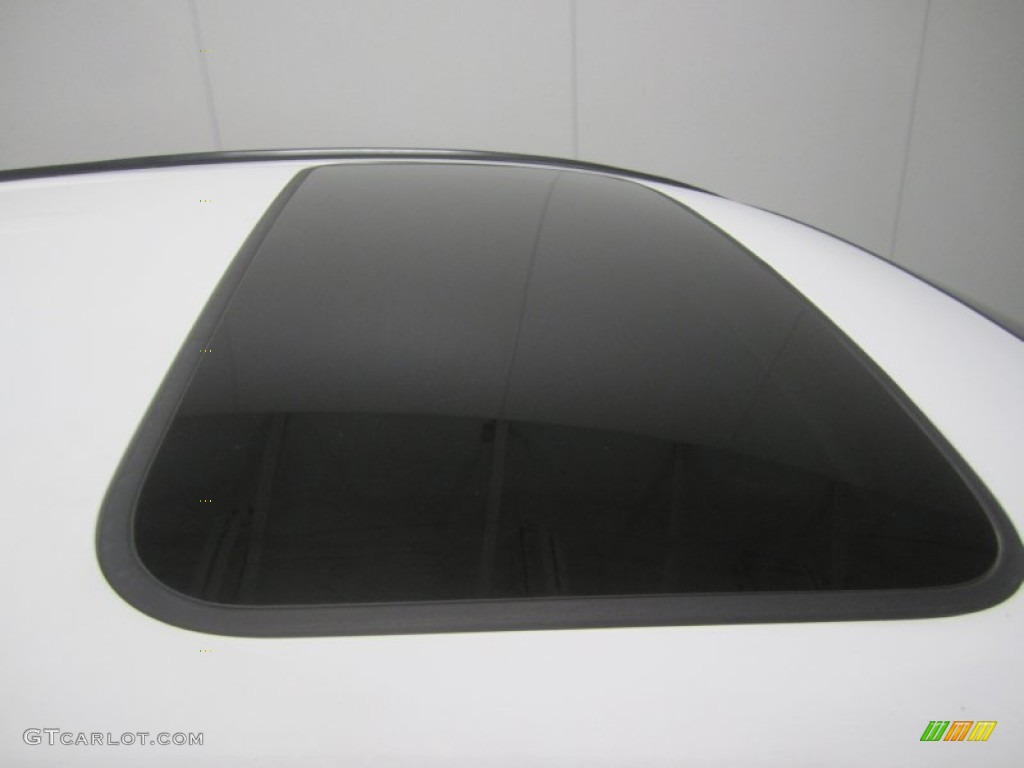 2010 CR-V EX AWD - Taffeta White / Gray photo #16