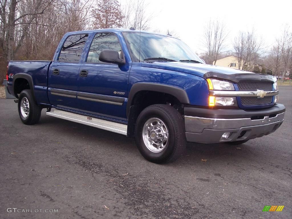 2004 Silverado 2500HD LT Crew Cab 4x4 - Arrival Blue Metallic / Dark Charcoal photo #13