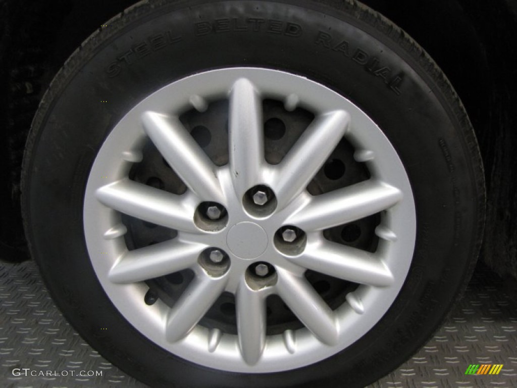 2002 Chrysler Concorde LX Wheel Photo #50636596