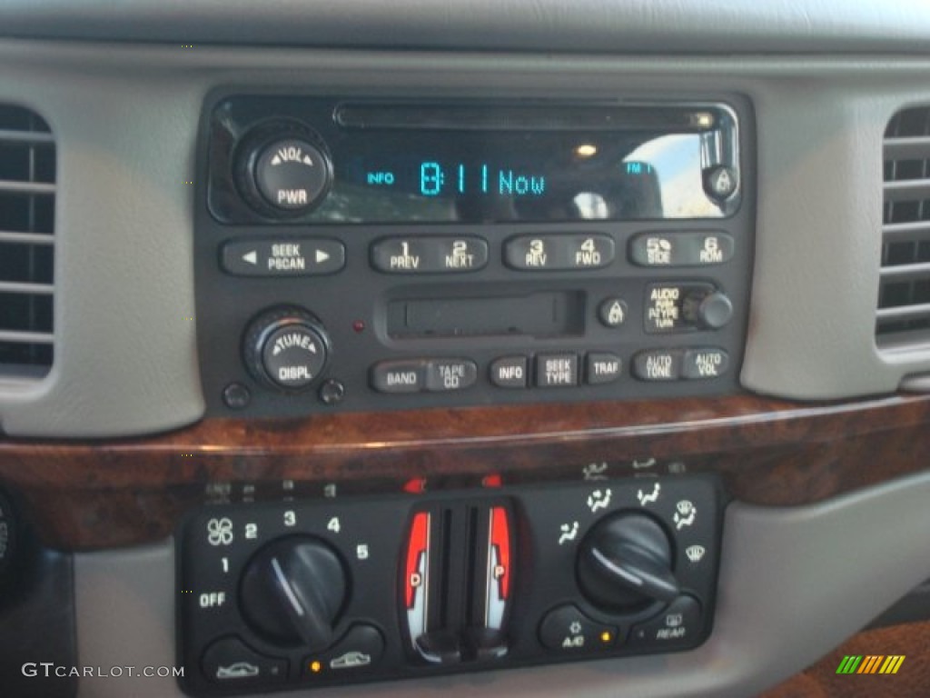 2003 Chevrolet Impala LS Controls Photo #50638320