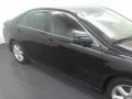 Black - Camry SE Photo No. 20