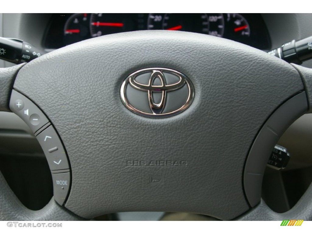 2006 Camry LE - Sky Blue Pearl / Taupe photo #11