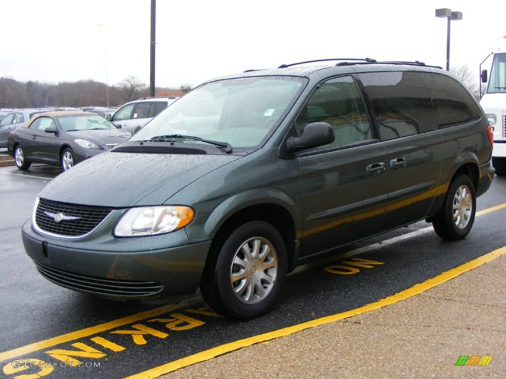 2003 Town & Country LX - Onyx Green Pearl / Taupe photo #2
