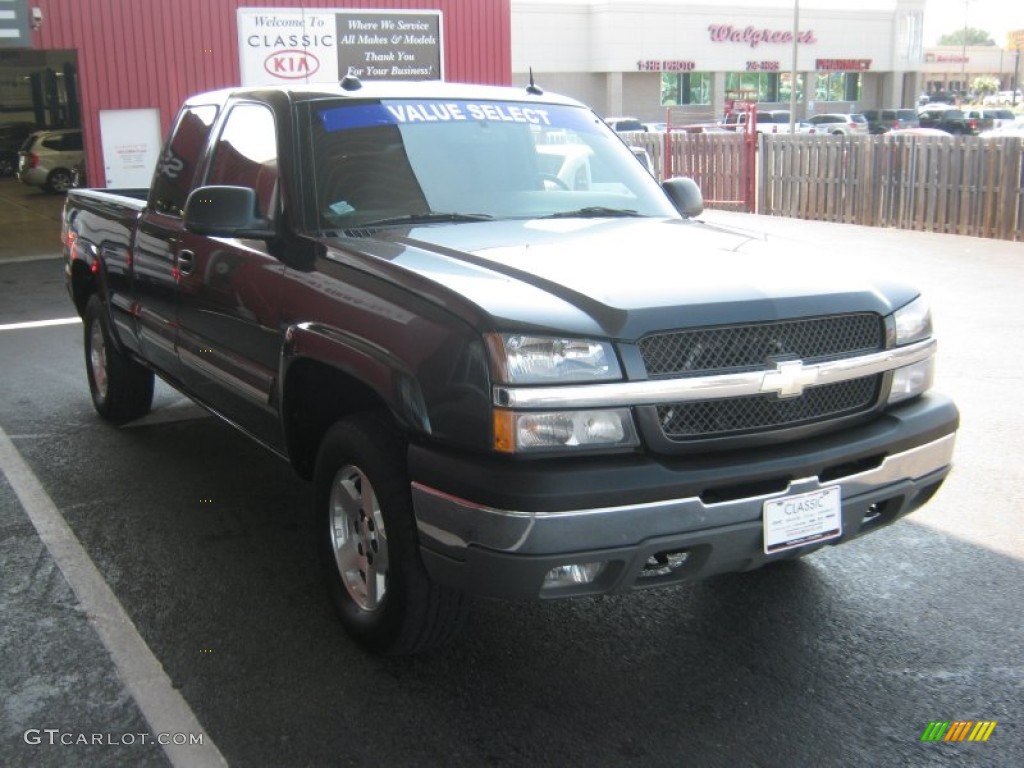 2004 Silverado 1500 Z71 Extended Cab 4x4 - Black / Dark Charcoal photo #6