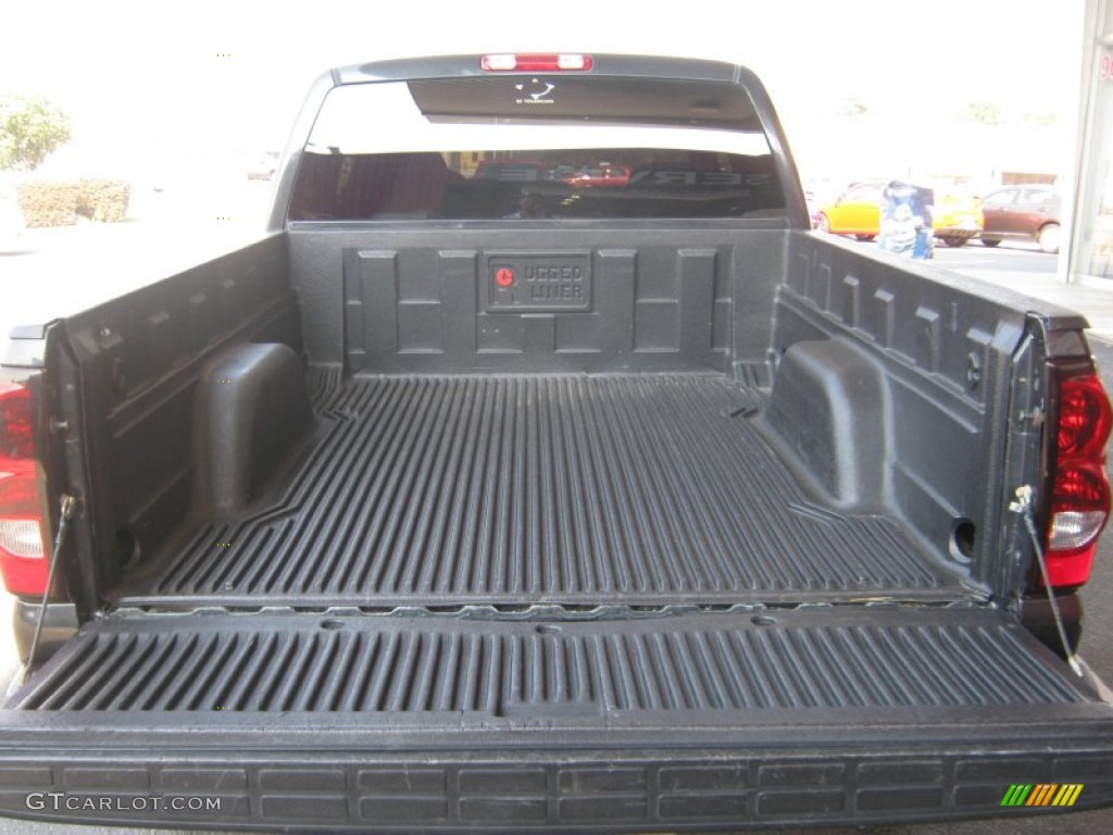 2004 Silverado 1500 Z71 Extended Cab 4x4 - Black / Dark Charcoal photo #19