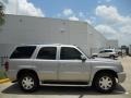 Quicksilver - Escalade AWD Photo No. 8