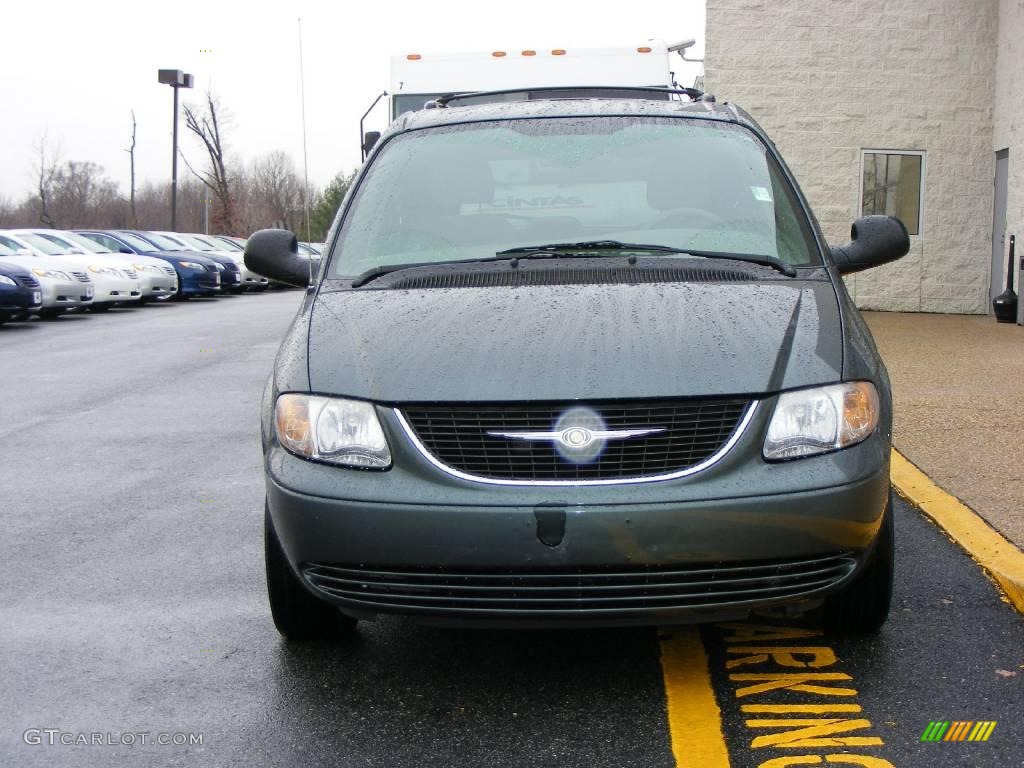 2003 Town & Country LX - Onyx Green Pearl / Taupe photo #20