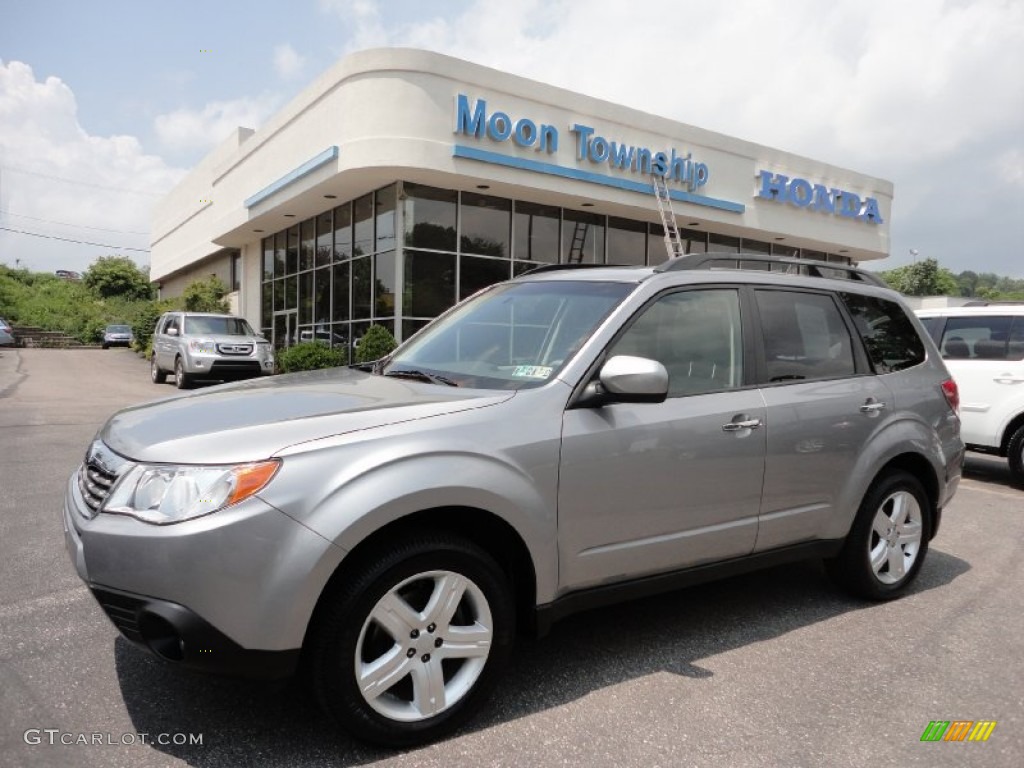 2009 Forester 2.5 X Limited - Spark Silver Metallic / Platinum photo #1