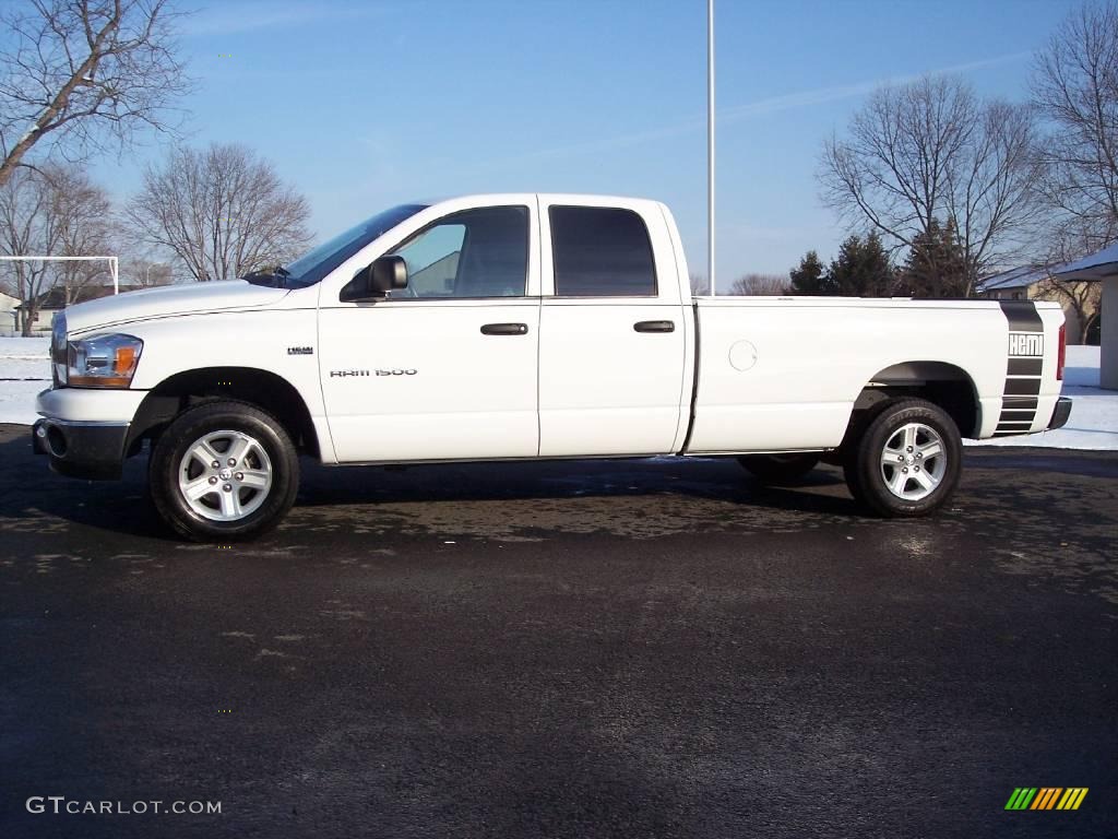 2006 Ram 1500 SLT Quad Cab 4x4 - Bright White / Medium Slate Gray photo #16