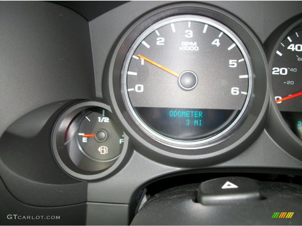 2011 Silverado 1500 Regular Cab 4x4 - Sheer Silver Metallic / Dark Titanium photo #36