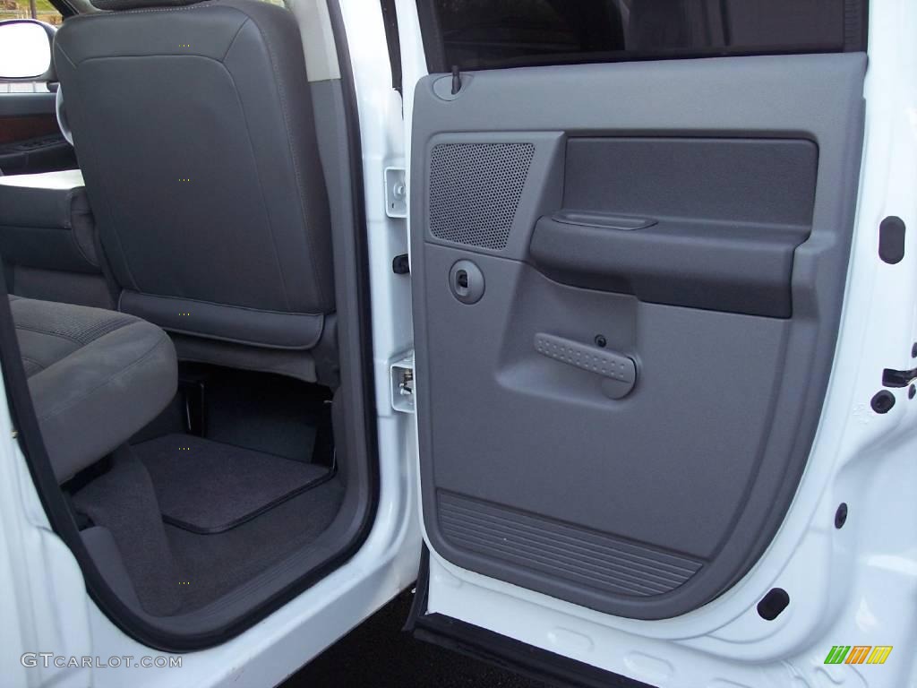 2006 Ram 1500 SLT Quad Cab 4x4 - Bright White / Medium Slate Gray photo #51
