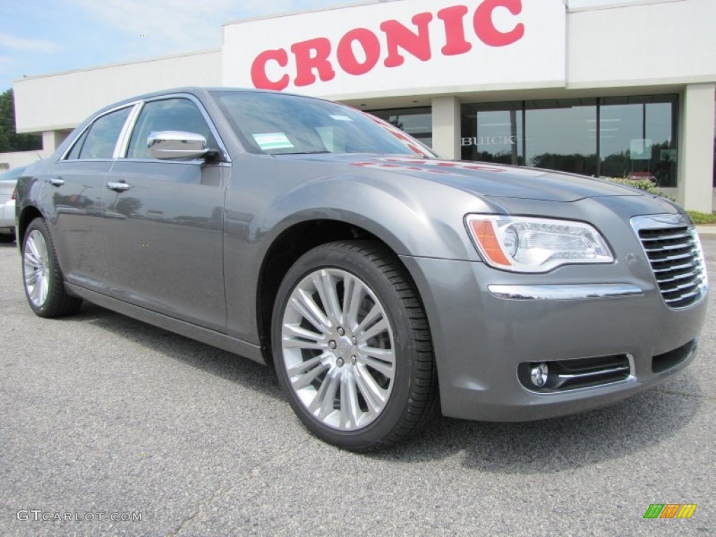 Tungsten Metallic Chrysler 300