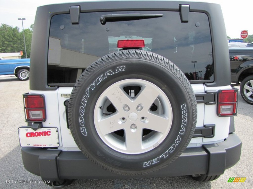 2011 Wrangler Sport S 4x4 - Bright White / Black photo #6