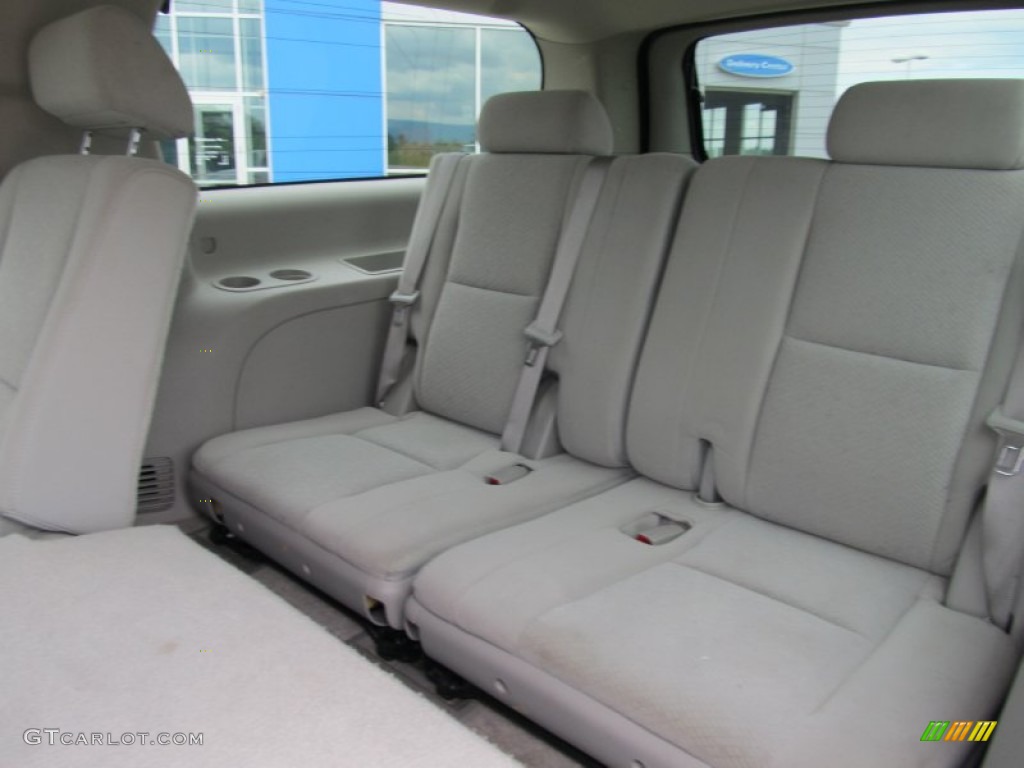 2007 Suburban 1500 LS 4x4 - Silver Birch Metallic / Light Titanium/Dark Titanium photo #10