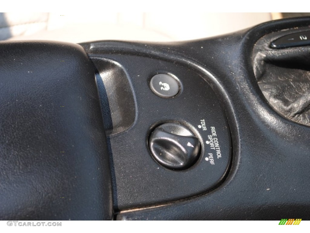 1998 Chevrolet Corvette Coupe Controls Photo #50656096