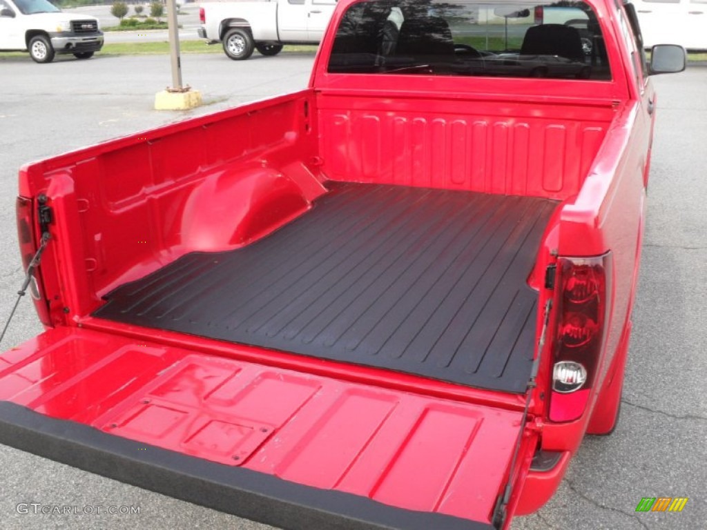 2005 Chevrolet Colorado LS Extended Cab Trunk Photos