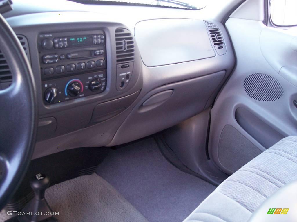 1998 F150 XLT SuperCab 4x4 - Teal Metallic / Medium Graphite photo #43