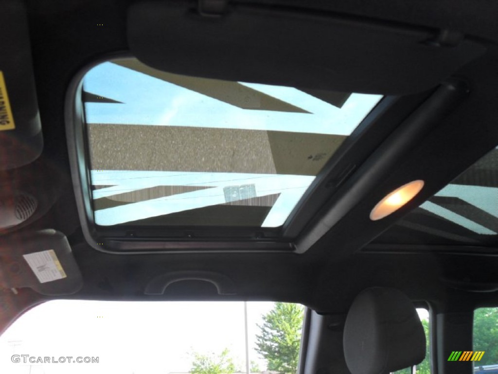 2009 Mini Cooper Clubman Sunroof Photo #50658539