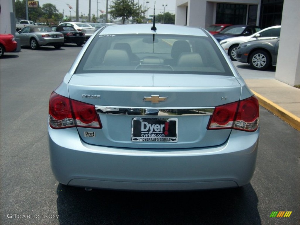 2011 Cruze LT - Ice Blue Metallic / Medium Titanium photo #7