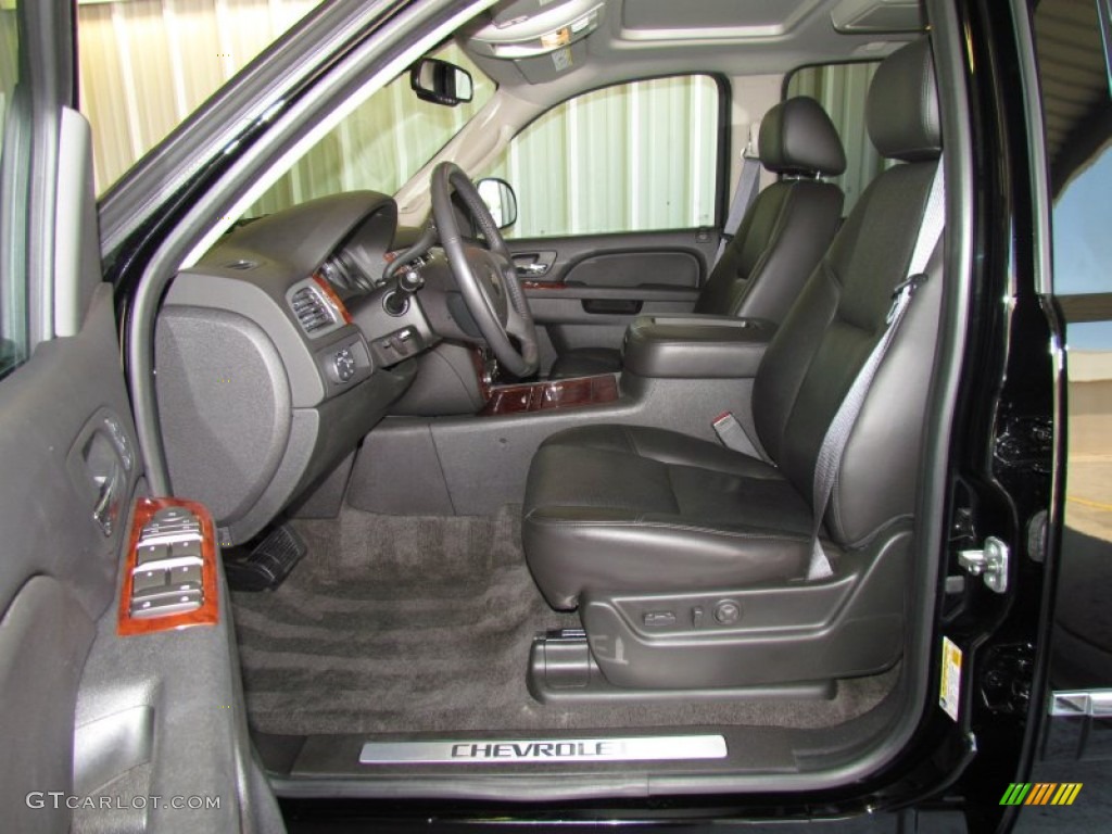 Ebony Interior 2010 Chevrolet Suburban LTZ Photo #50659724