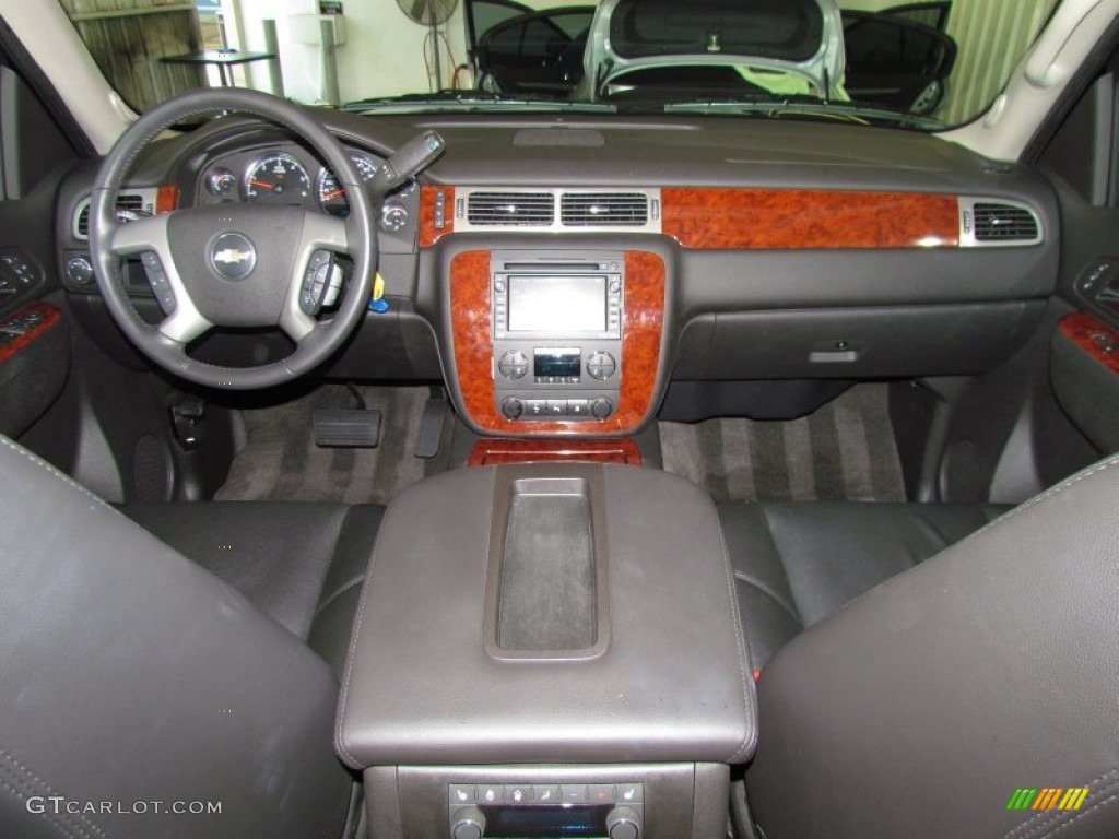 2010 Chevrolet Suburban LTZ Ebony Dashboard Photo #50659799