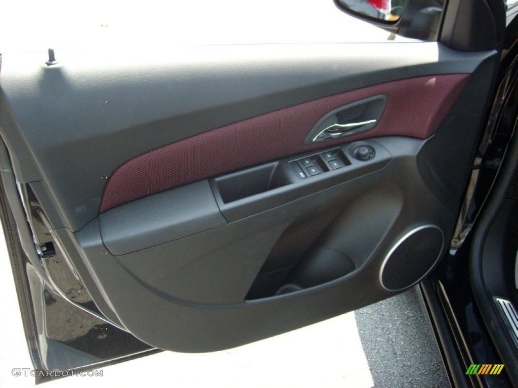 2011 Chevrolet Cruze ECO Jet Black/Sport Red Door Panel Photo #50659886