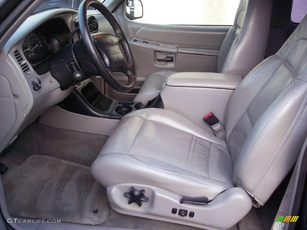 1999 Explorer Sport 4x4 - Black Clearcoat / Dark Graphite photo #27