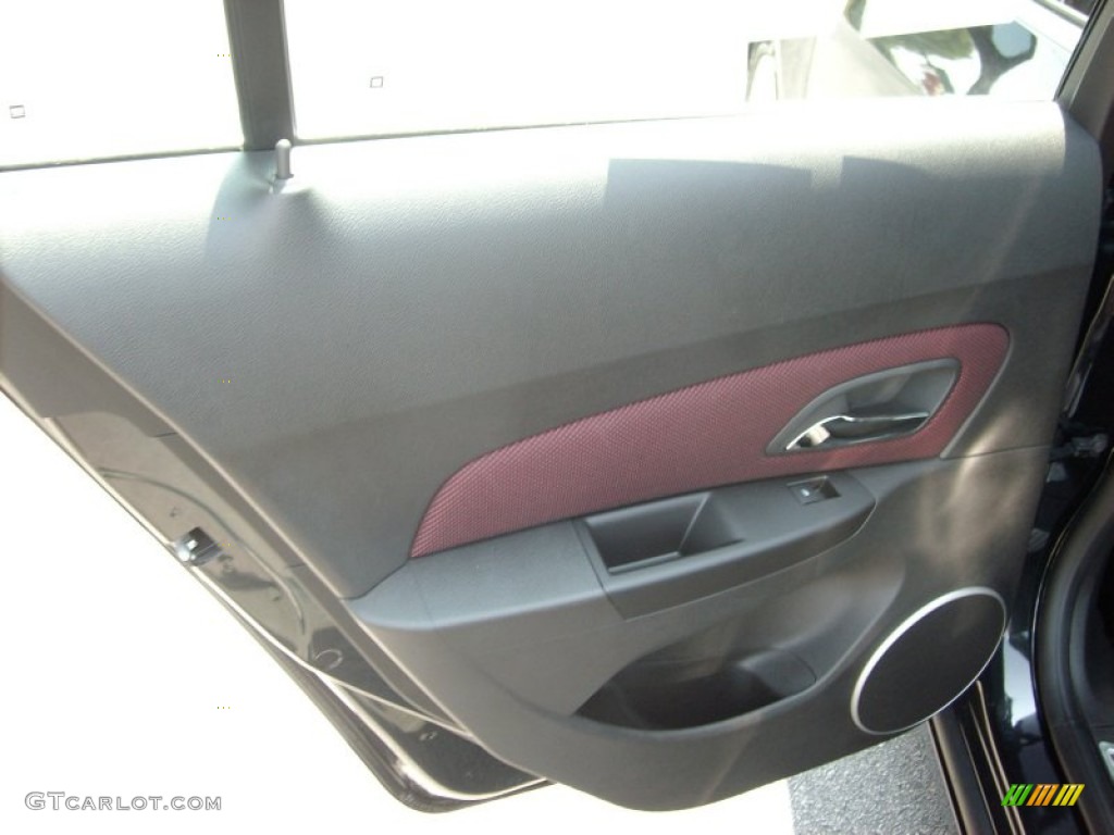 2011 Chevrolet Cruze ECO Jet Black/Sport Red Door Panel Photo #50659991