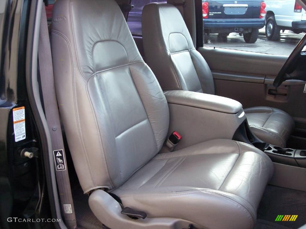1999 Explorer Sport 4x4 - Black Clearcoat / Dark Graphite photo #31