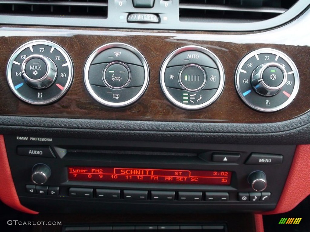2009 BMW Z4 sDrive30i Roadster Controls Photo #50661434