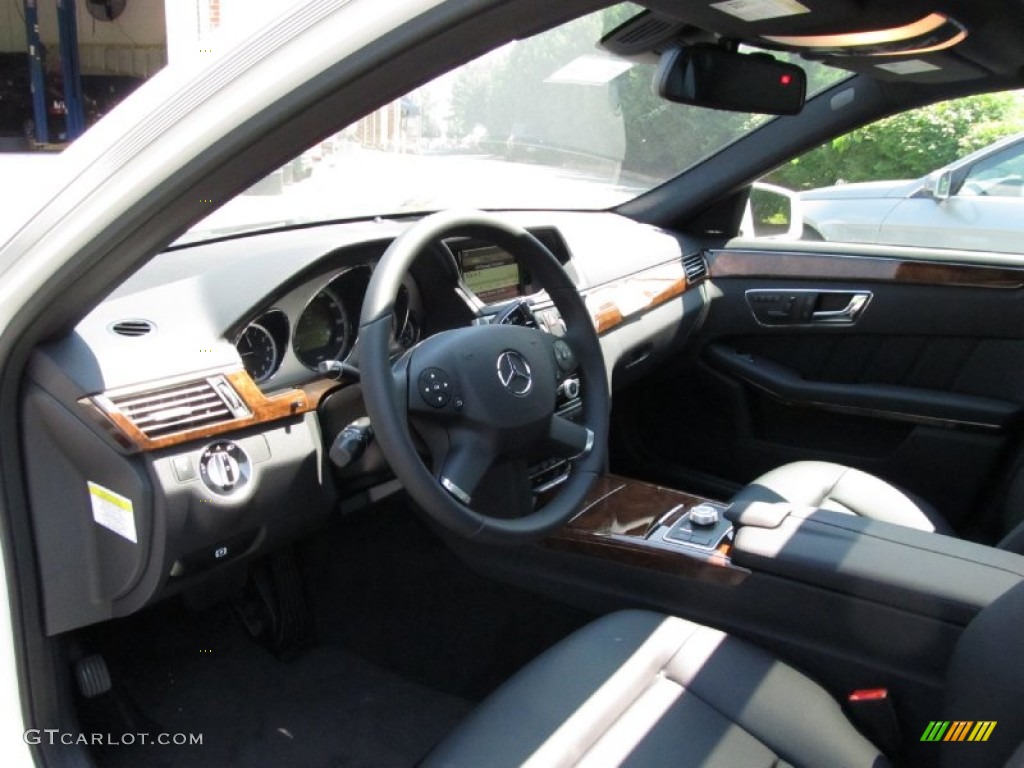 2011 E 350 4Matic Sedan - Arctic White / Black photo #4