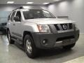 Silver Lightning Metallic - Xterra S 4x4 Photo No. 4