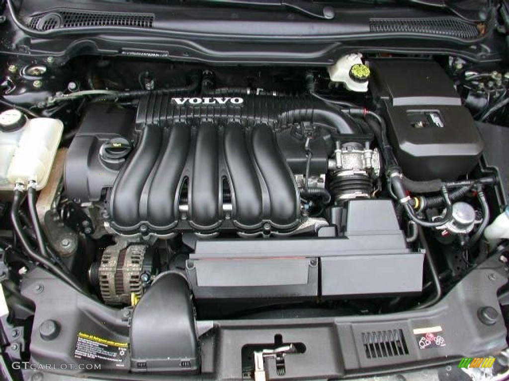 2007 Volvo V50 2.4i Engine Photos