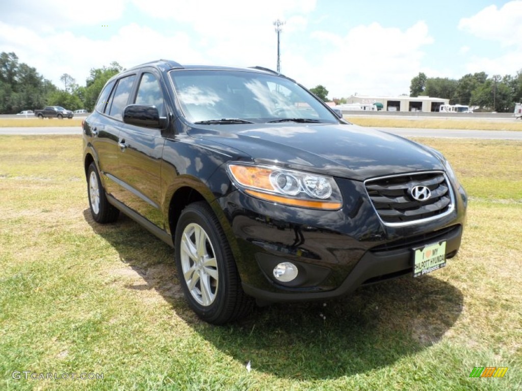 Phantom Black Metallic Hyundai Santa Fe