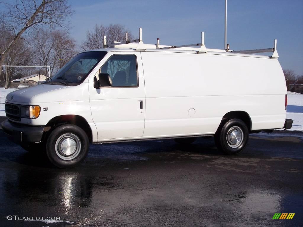 2002 E Series Van E350 Commercial - Oxford White / Medium Graphite photo #10