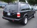 Super Black - Pathfinder SE 4x4 Photo No. 4