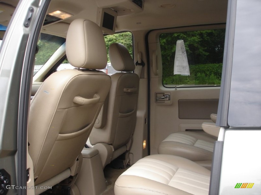 Pebble/Light Parchment Interior 2006 Mercury Monterey Luxury Photo #50666522